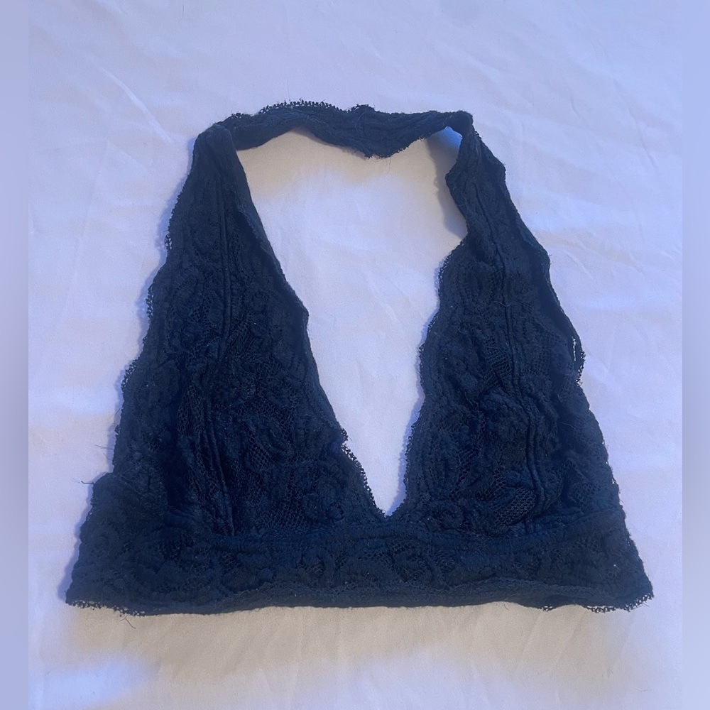 Two lace bralettes - Picture 4 of 6